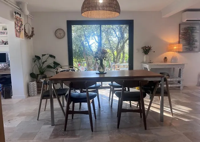 Villa Un Havre De Paix En Pleine Pinède Saint-Drezery